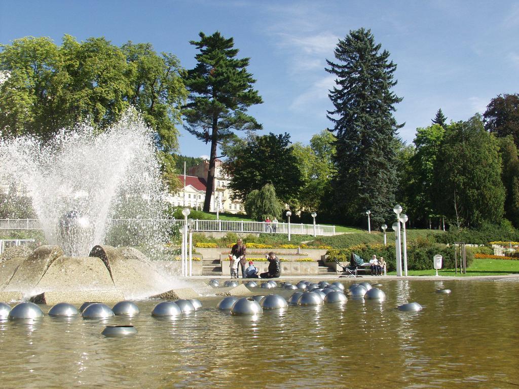 Apartma La Provence Mariánské Lázně Esterno foto